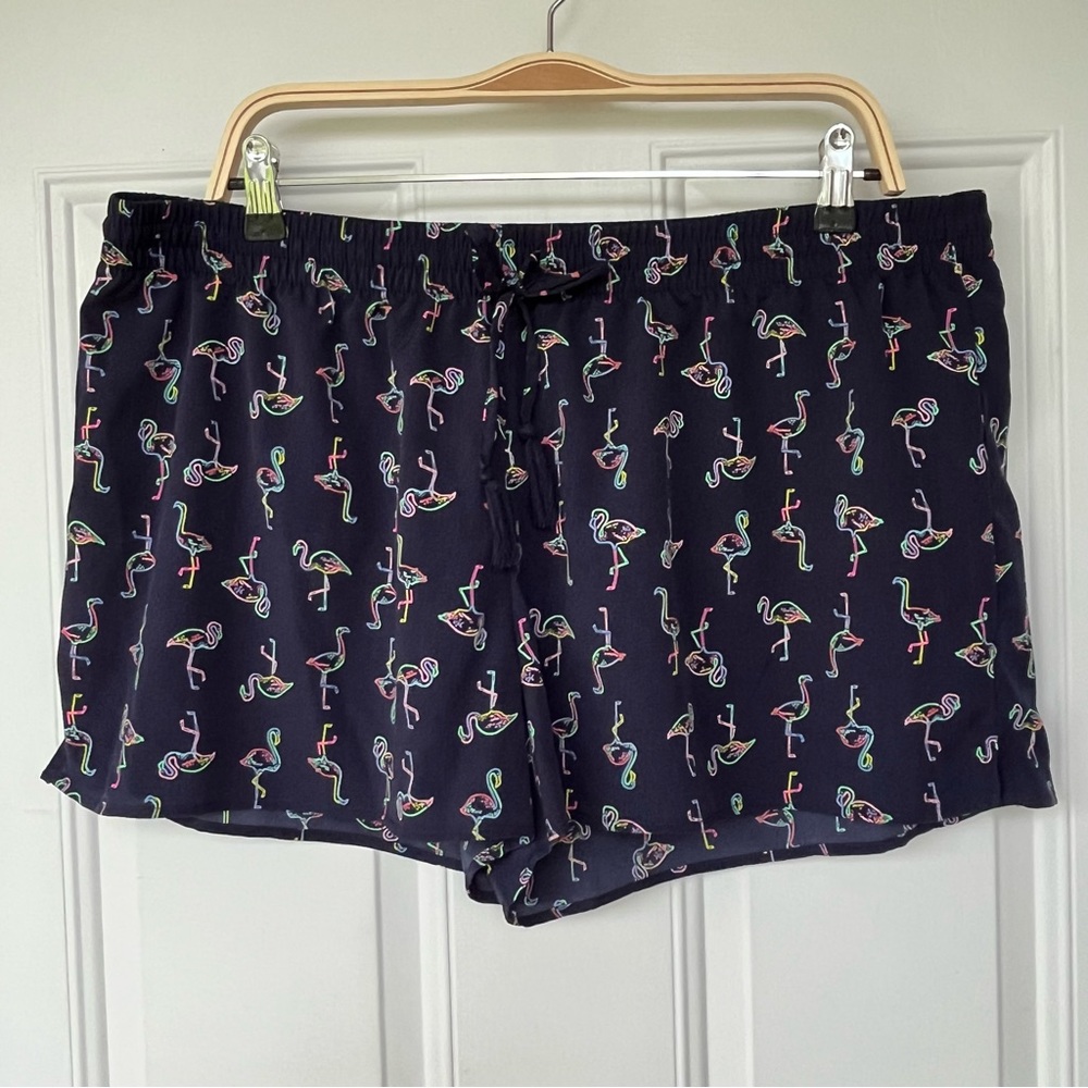 •City Streets• Flamingo Athletic Shorts - Size XL